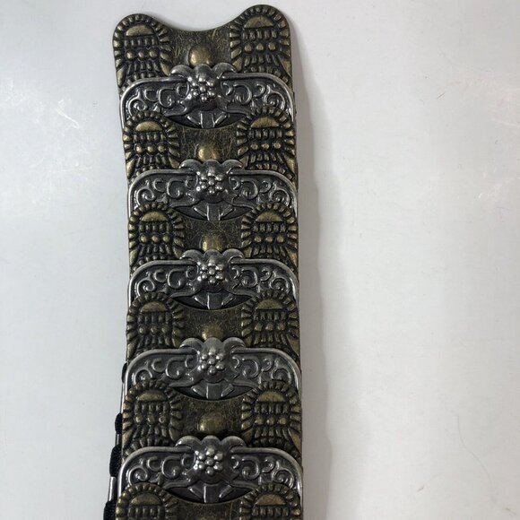 Womens Hammered Metal Stretch Belt Rhinestone Buckle Size XXS *See Description* main image 4
